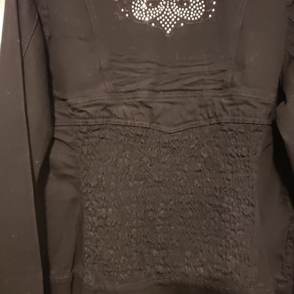 Jacket - Picture 4 of 4